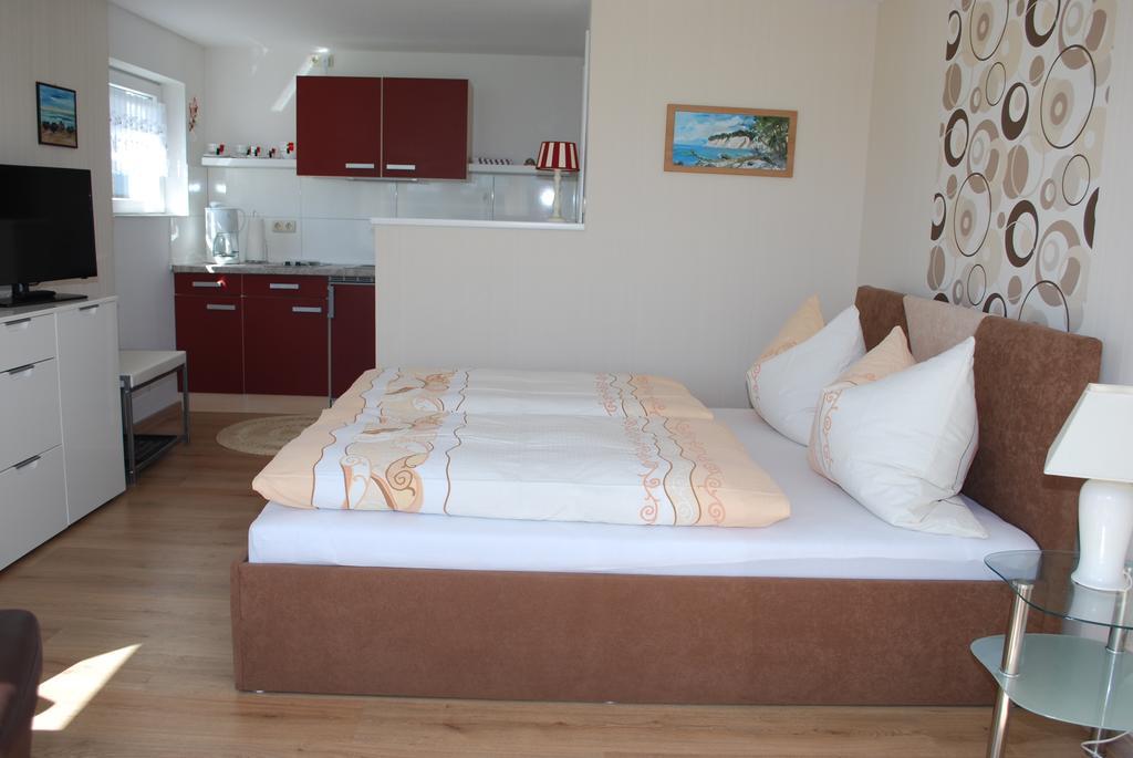 Ferienunterkuenfte Familie Panter Apartment Sassnitz Exterior photo
