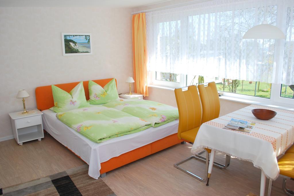 Ferienunterkuenfte Familie Panter Apartment Sassnitz Exterior photo